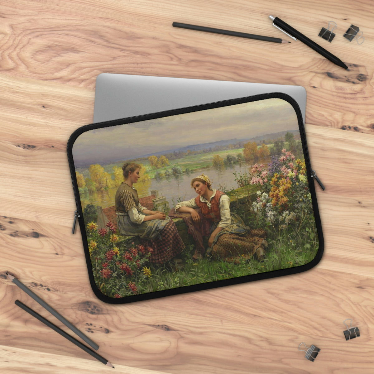Daniel Ridgway Knight: "Gossips" - Laptop Sleeve